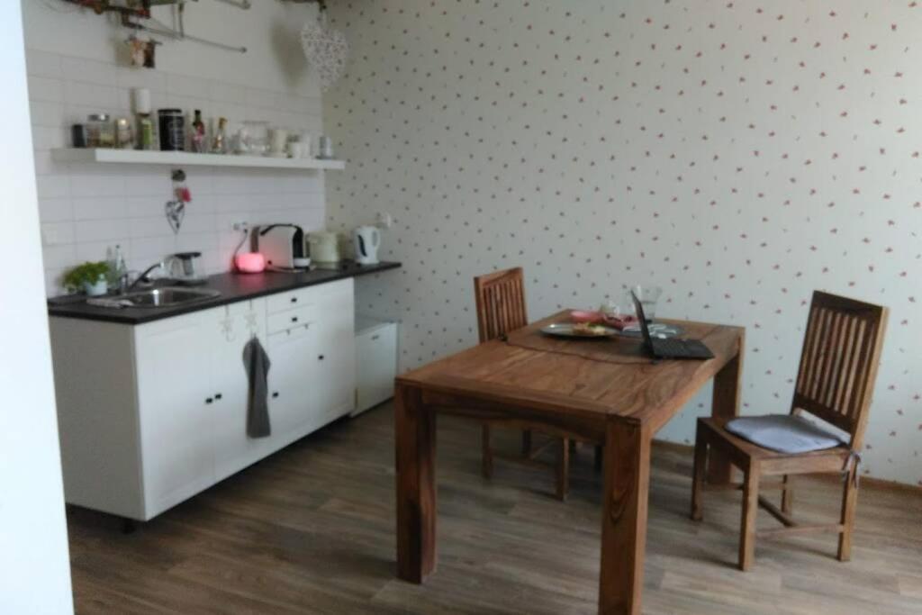 Stylovy Apartman V Centru Nachoda Luaran gambar